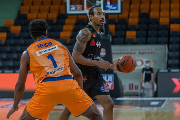 赫尔的带领 赫尔的带领