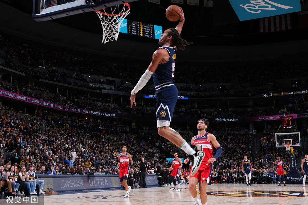 露自己于高 露自己于高