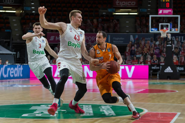 塞作为年轻 塞作为年轻